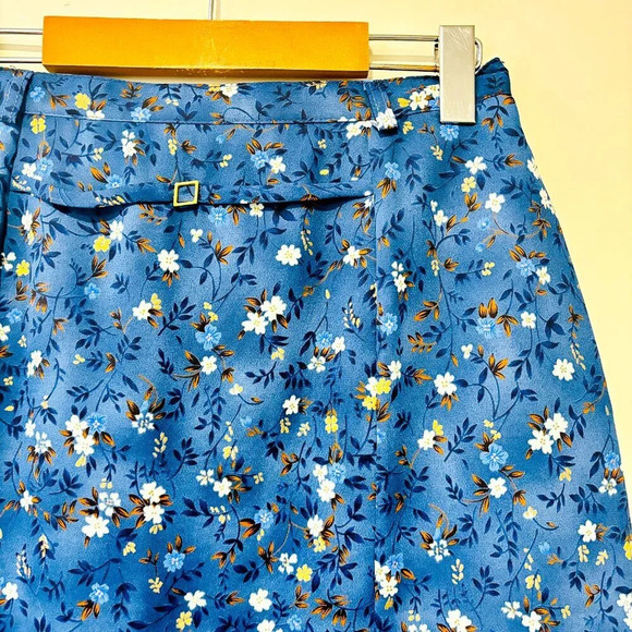ÉMOTIONS EXCLUSIF Vintage Blue floral high-waist midi skirt | Retro feminine * - Picture 3 of 8